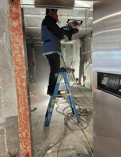 Vault door mechanism