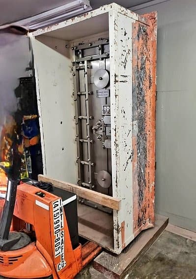 Bank liquidation vault
