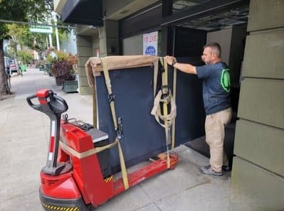 Bank vault door assembly